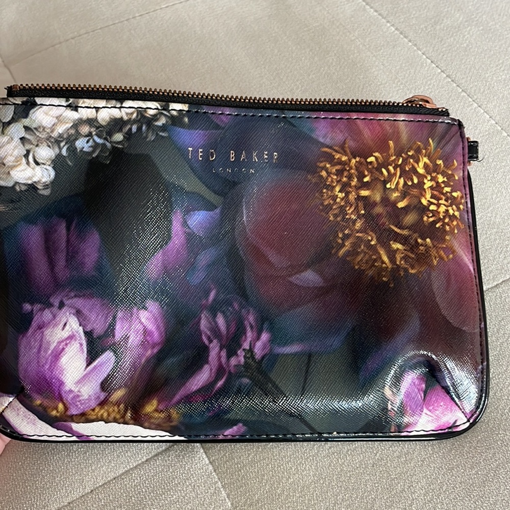 Interchangeable Purses On Same Rose Gold Chain - image 3